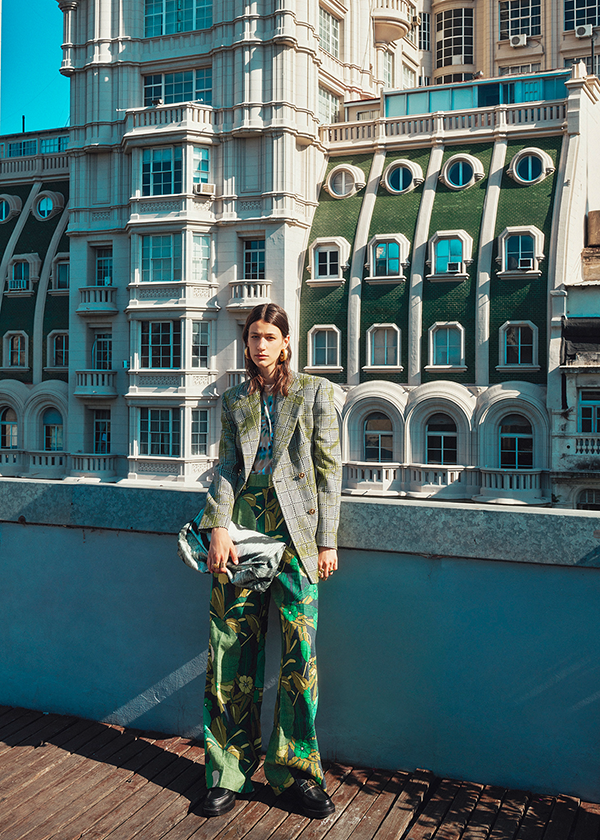 Legier Malachite Small Stone Signet Ring featured in Marie Claire April 2020