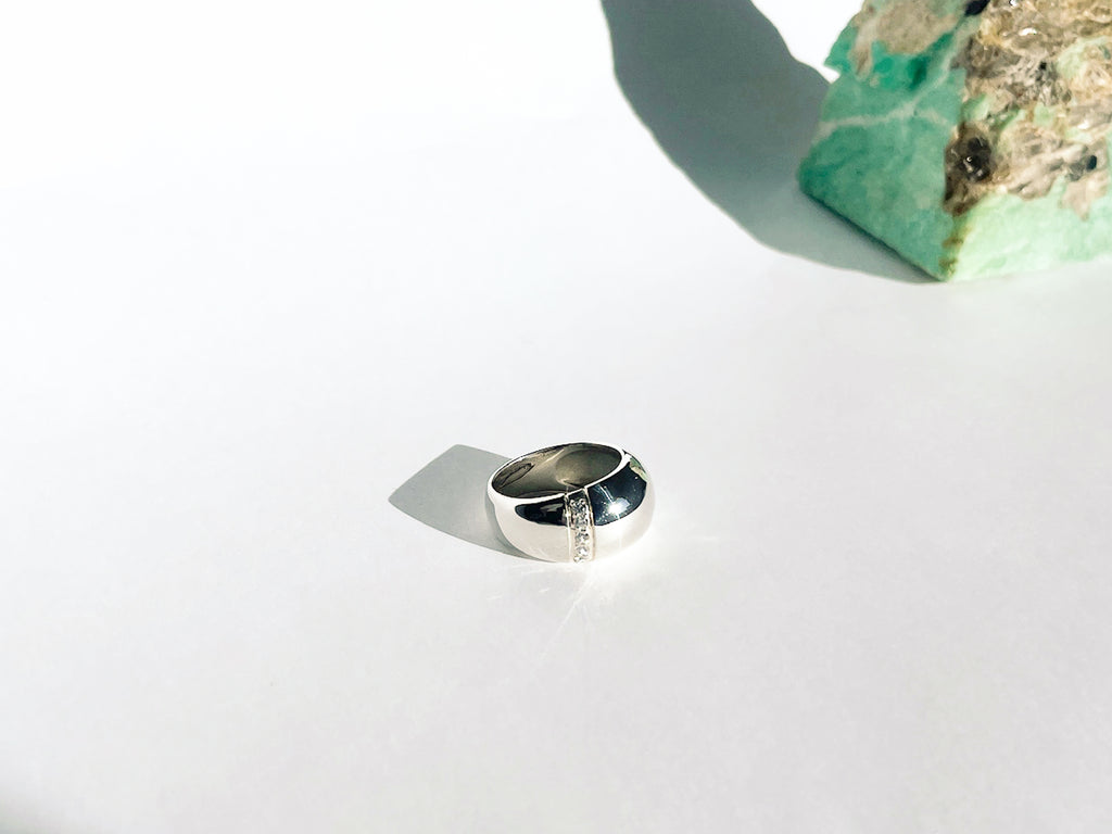 Legier Bubble Bezel Channel Ring