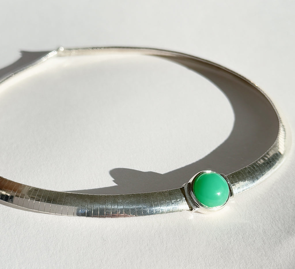 Legier Silver Omega Chain Necklace with Chrysoprase cabochon